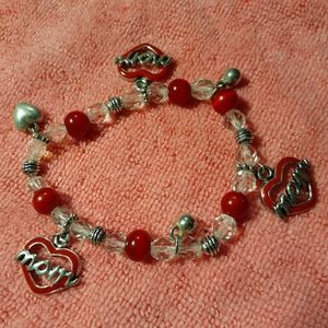 Mom beaded bracelet